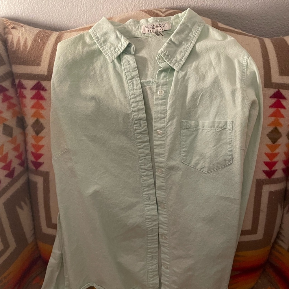Forever 21 mint green shirt